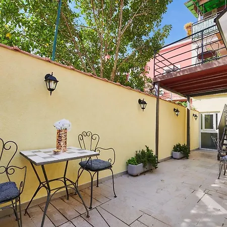 Apartman Studio Alighieri 1 Appartement Umag