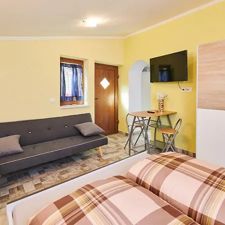 Apartman Studio Alighieri 1 Appartement Umag